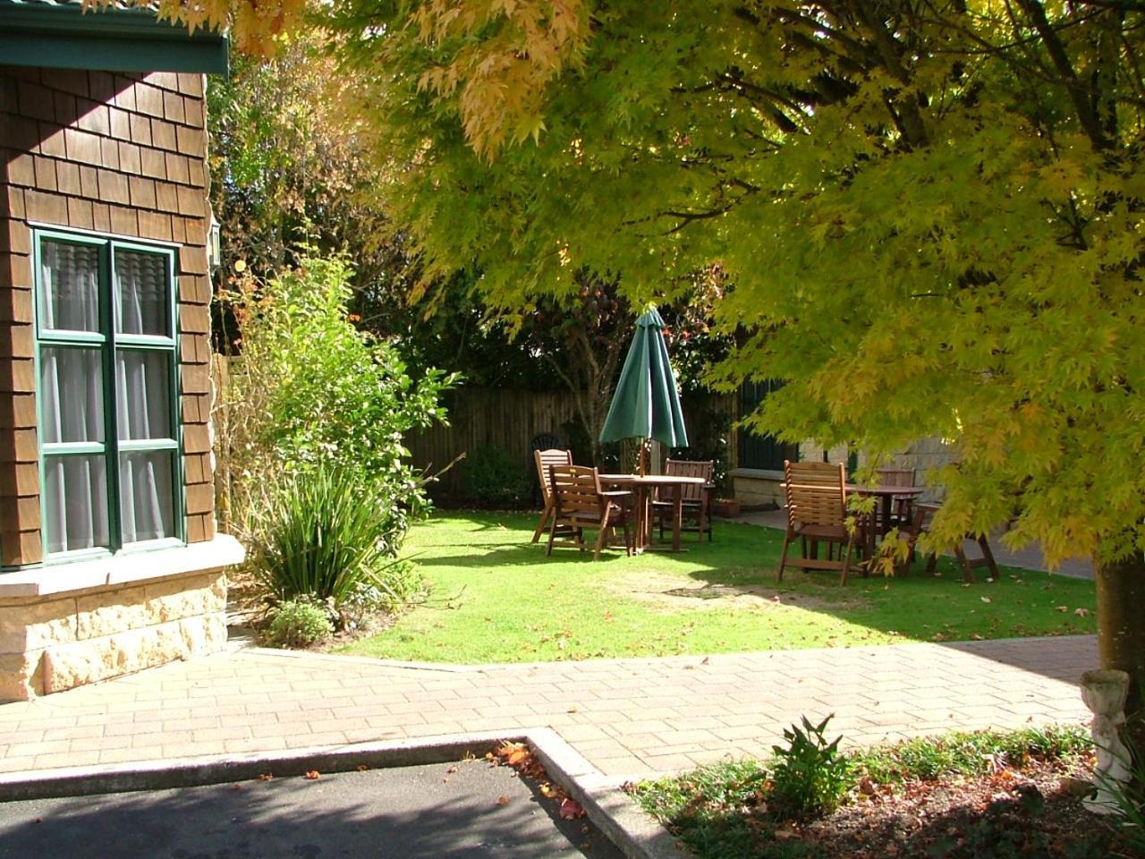 Cambridge Mews Motel Ngoại thất bức ảnh